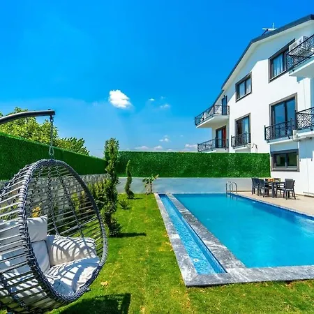 Hotel Rmg 1 *